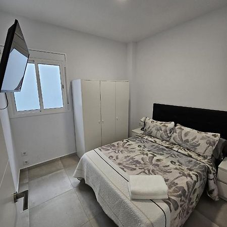 Apartamentos La Meridian Барселона Екстериор снимка