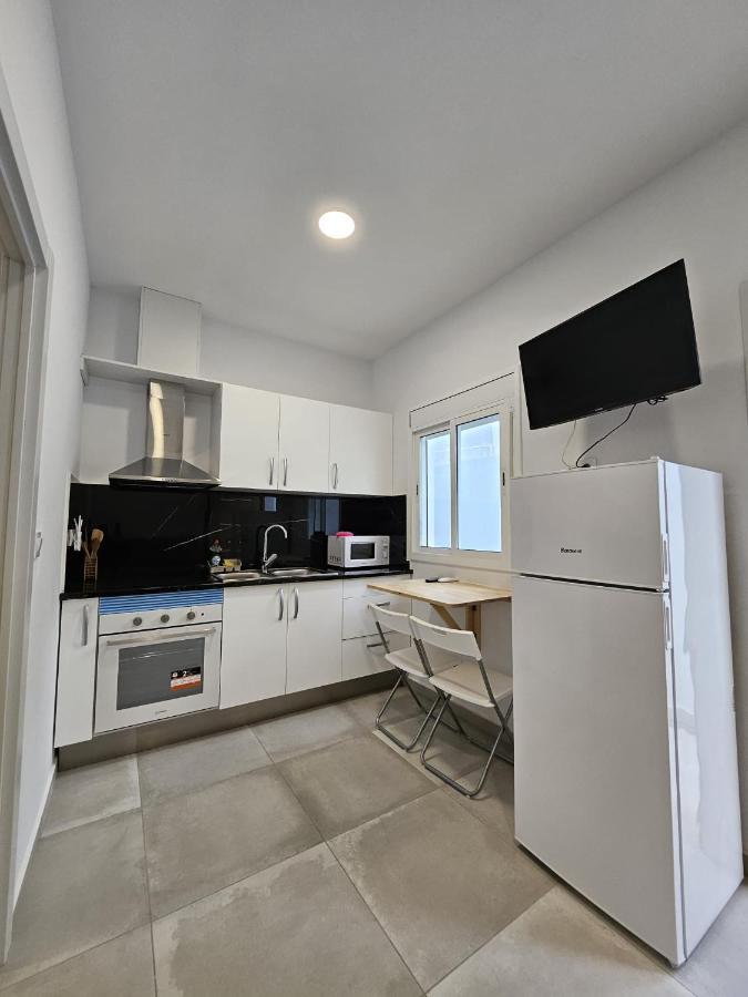 Apartamentos La Meridian Барселона Екстериор снимка